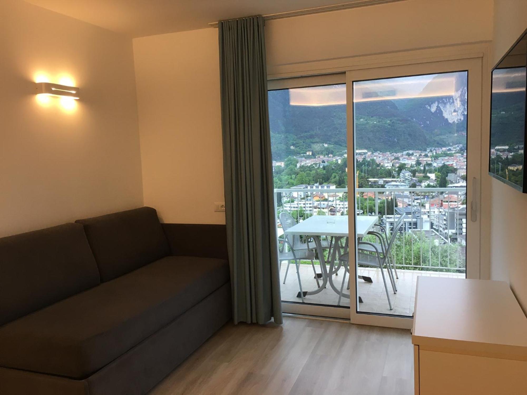 Residence Marina ريفا ديل غاردا المظهر الخارجي الصورة