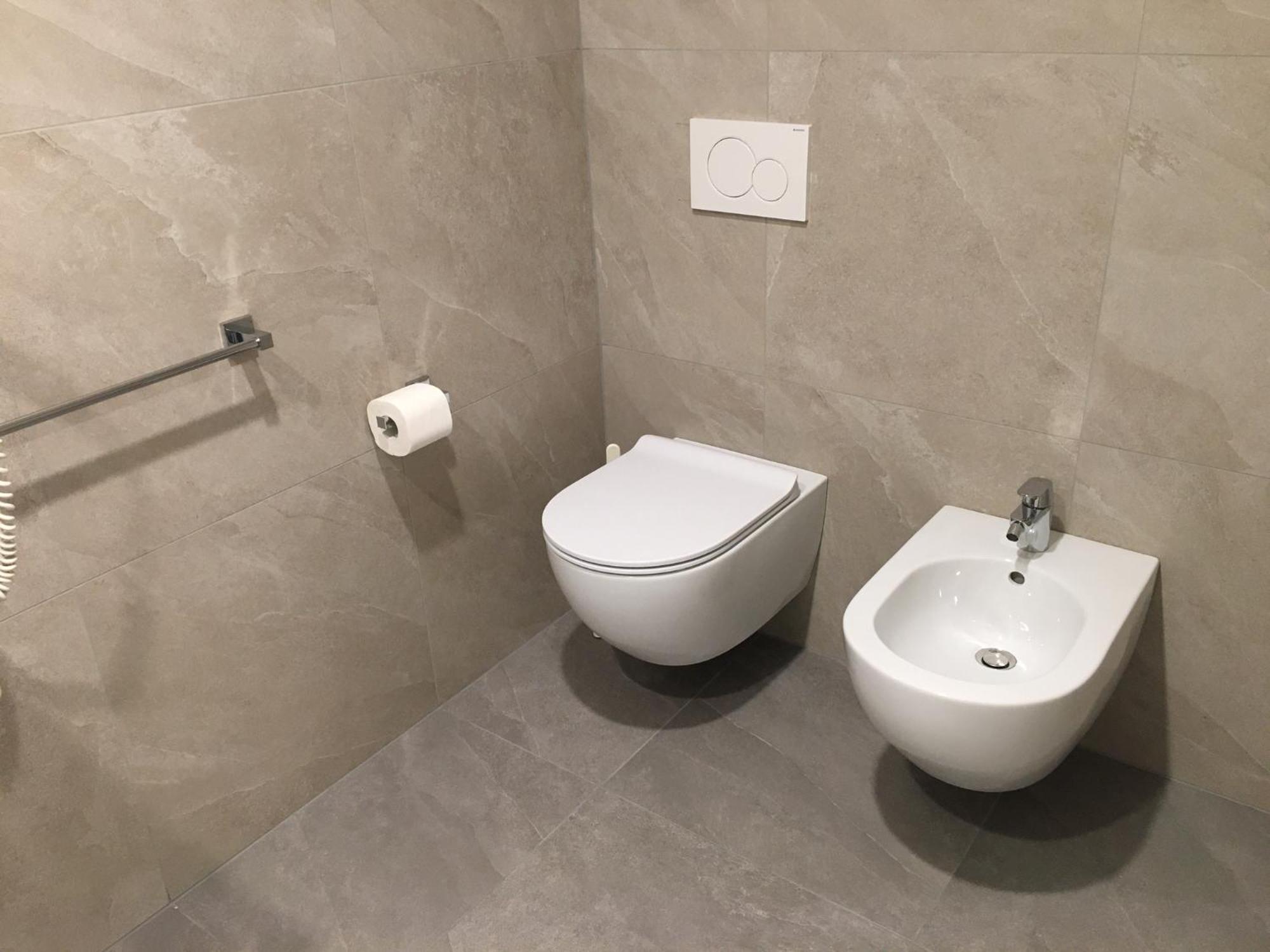 Residence Marina ريفا ديل غاردا الغرفة الصورة