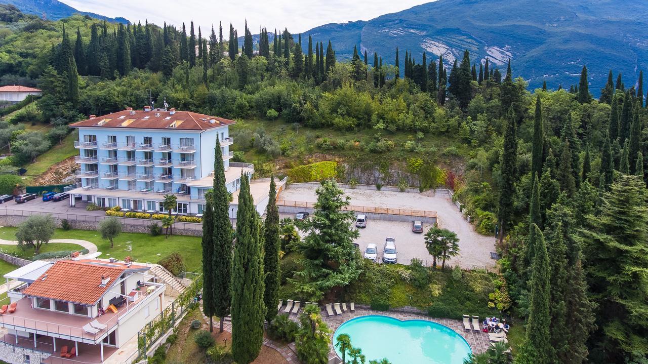 Residence Marina ريفا ديل غاردا المظهر الخارجي الصورة