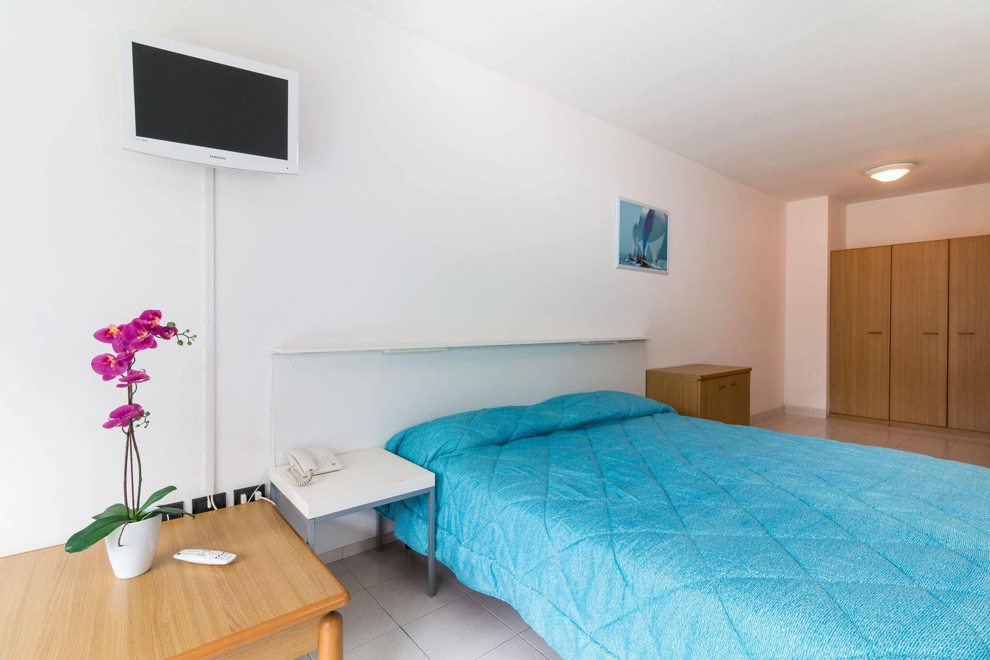 Residence Marina ريفا ديل غاردا المظهر الخارجي الصورة
