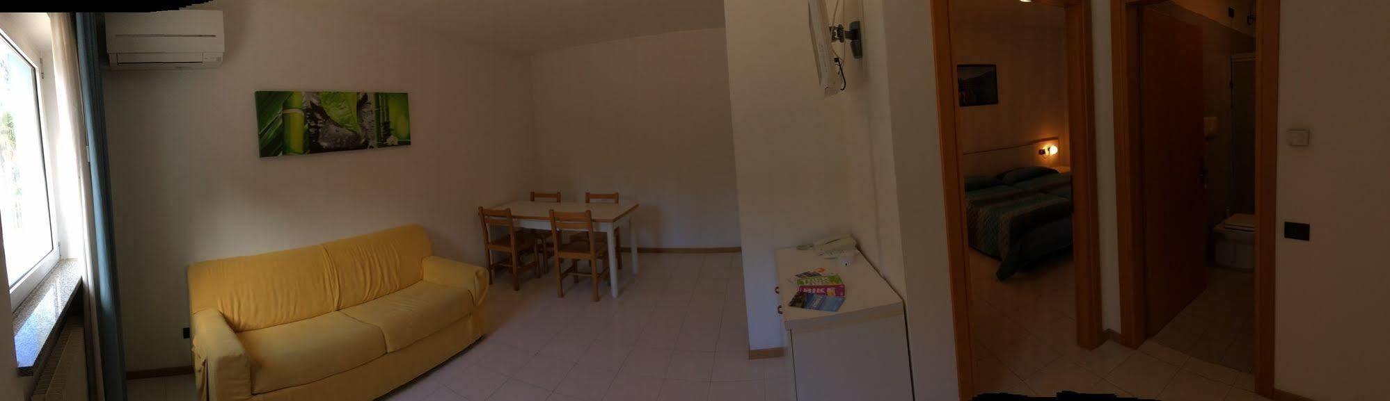 Residence Marina ريفا ديل غاردا المظهر الخارجي الصورة